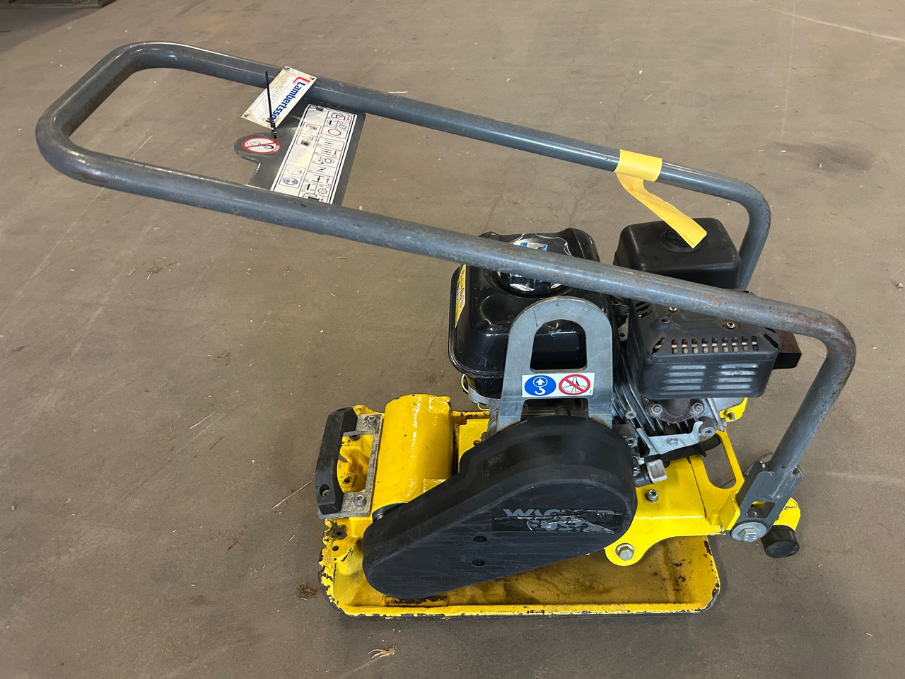 Wacker Neuson VP 1135 - Pllakë vibratori: foto 1 Wacker Neuson VP 1135 - Pllakë vibratori: foto 1