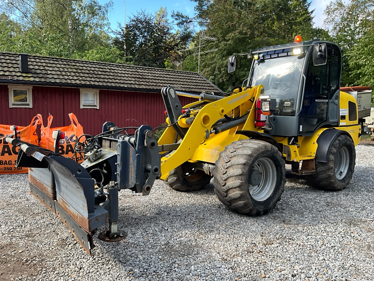 Weidemann 4070 CX100 - Fadrom me goma: foto 1 Weidemann 4070 CX100 - Fadrom me goma: foto 1