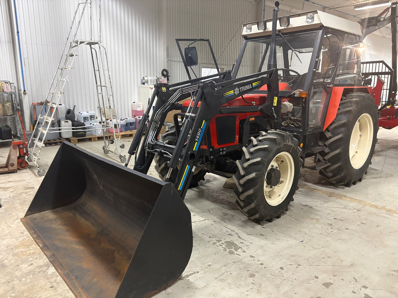 Zetor 4340 - Traktor: foto 1 Zetor 4340 - Traktor: foto 1