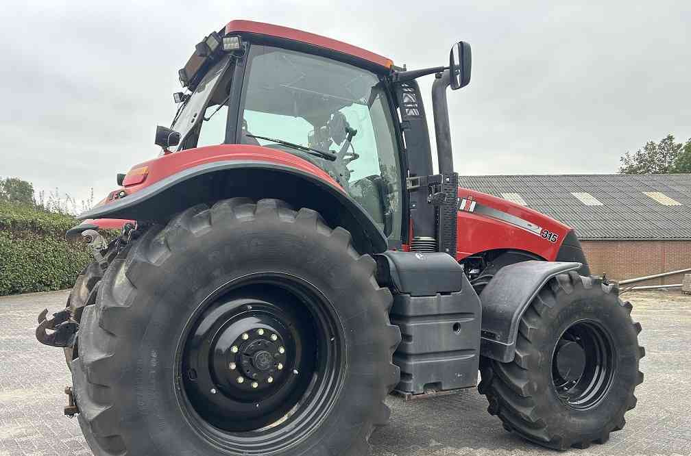 Case-IH Magnum 315 powershift - Traktor: foto 4 Case-IH Magnum 315 powershift - Traktor: foto 4