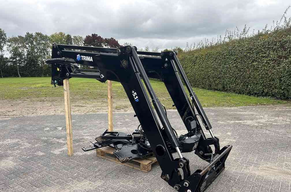 Trima Alo 5.1+ frontlader case new holland steyr - Ngarkues ballor për traktor: foto 1 Trima Alo 5.1+ frontlader case new holland steyr - Ngarkues ballor për traktor: foto 1