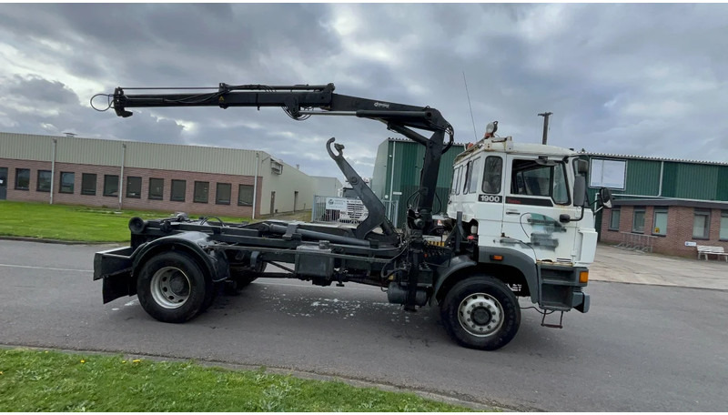 DAF 1900 FA 1900 4x4 - Kamion vetëshkarkues: foto 4 DAF 1900 FA 1900 4x4 - Kamion vetëshkarkues: foto 4