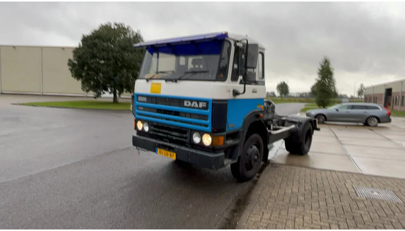 DAF 2500 Daf 2500 TI chassis - Gjysmë-kamion: foto 1 DAF 2500 Daf 2500 TI chassis - Gjysmë-kamion: foto 1