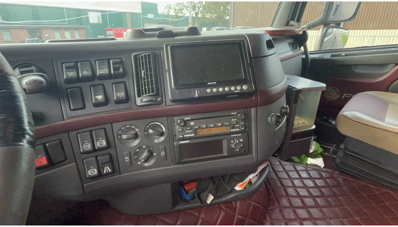 Lizingu i Volvo FH 16 FH16 - 540 6x2 Volvo FH 16 FH16 - 540 6x2: foto 9