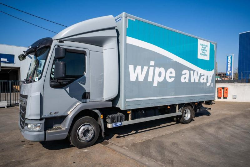 DAF LF 210 FA (12t)+DHOLLANDIA 2.5T - Kamion vagonetë: foto 1 DAF LF 210 FA (12t)+DHOLLANDIA 2.5T - Kamion vagonetë: foto 1