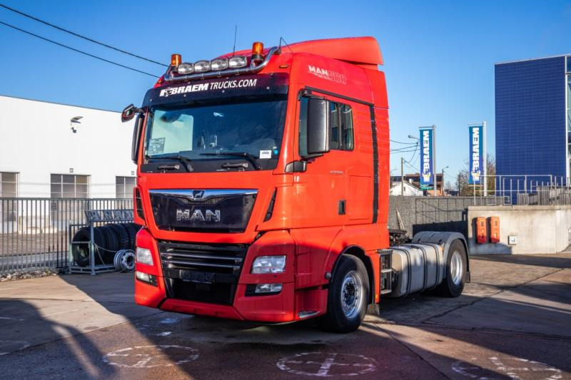 MAN TGX 18.500 XLX LLS - Gjysmë-kamion: foto 1 MAN TGX 18.500 XLX LLS - Gjysmë-kamion: foto 1