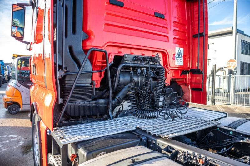 MAN TGX 18.500 XLX LLS - Gjysmë-kamion: foto 5 MAN TGX 18.500 XLX LLS - Gjysmë-kamion: foto 5