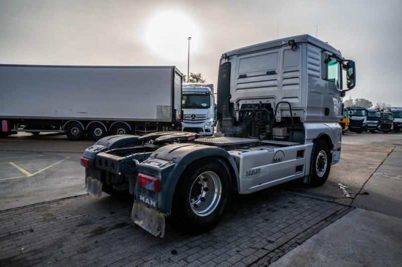 MAN TGX 18.540 XL BLS - 4X4H + KIPHYDR. - Gjysmë-kamion: foto 4 MAN TGX 18.540 XL BLS - 4X4H + KIPHYDR. - Gjysmë-kamion: foto 4