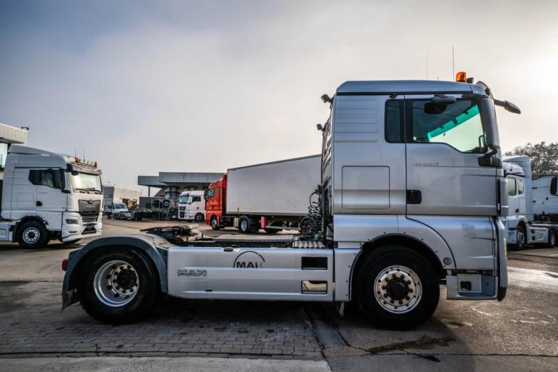 MAN TGX 18.540 XL BLS - 4X4H + KIPHYDR. - Gjysmë-kamion: foto 3 MAN TGX 18.540 XL BLS - 4X4H + KIPHYDR. - Gjysmë-kamion: foto 3