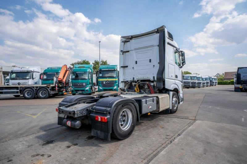 Mercedes ACTROS 1845 LS - Gjysmë-kamion: foto 4 Mercedes ACTROS 1845 LS - Gjysmë-kamion: foto 4