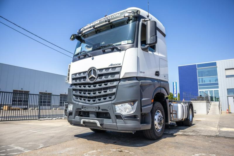 Mercedes AROCS 1845 HAD - 4X4 + HYDR. - Gjysmë-kamion: foto 1 Mercedes AROCS 1845 HAD - 4X4 + HYDR. - Gjysmë-kamion: foto 1