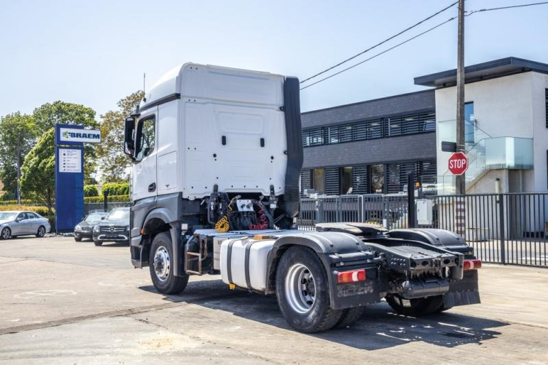 Mercedes AROCS 1845 HAD - 4X4 + HYDR. - Gjysmë-kamion: foto 4 Mercedes AROCS 1845 HAD - 4X4 + HYDR. - Gjysmë-kamion: foto 4