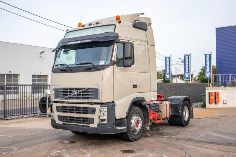 Volvo FH 400-E5+HYDR. - Gjysmë-kamion: foto 1 Volvo FH 400-E5+HYDR. - Gjysmë-kamion: foto 1