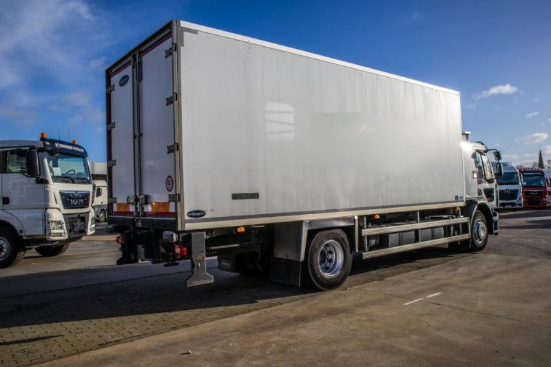 Renault D 330 -CARRIER SUPRA 850-Vlees/Meat/Viande/Fleisch - Kamion frigorifer: foto 4 Renault D 330 -CARRIER SUPRA 850-Vlees/Meat/Viande/Fleisch - Kamion frigorifer: foto 4