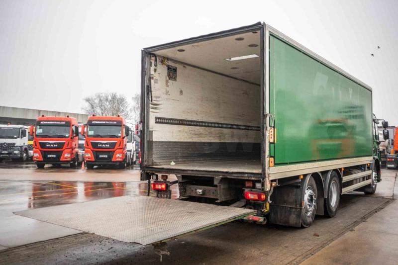 Volvo FE 300 - Kamion vagonetë: foto 5 Volvo FE 300 - Kamion vagonetë: foto 5