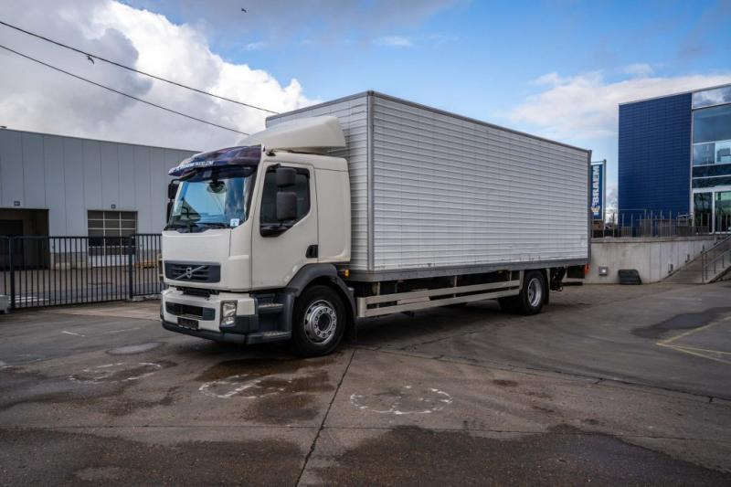 Volvo FL 260 (19t) +DHOLLANDIA 2T. - Kamion vagonetë: foto 1 Volvo FL 260 (19t) +DHOLLANDIA 2T. - Kamion vagonetë: foto 1