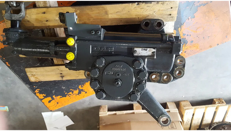 DAF Diverse modellen - Kutia e drejtimit për Kamioni: foto 3 DAF Diverse modellen - Kutia e drejtimit për Kamioni: foto 3