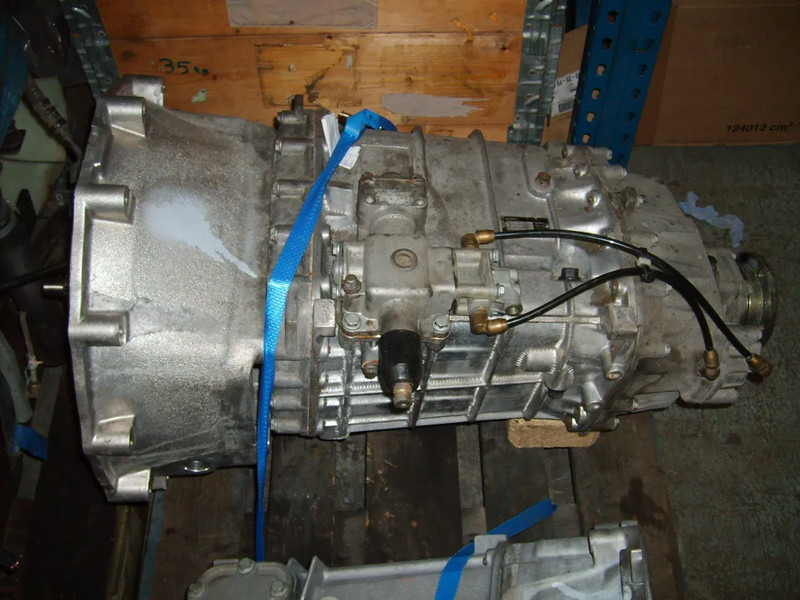 Iveco 2895B922B08 / 8871022/2993112/500080142 - Kutia e marsheve: foto 1 Iveco 2895B922B08 / 8871022/2993112/500080142 - Kutia e marsheve: foto 1