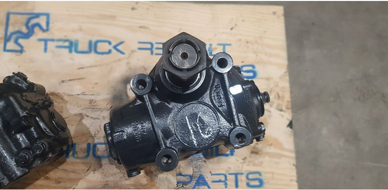 Unimog LS3/LS8/LS6/LS7 - Kutia e drejtimit: foto 1 Unimog LS3/LS8/LS6/LS7 - Kutia e drejtimit: foto 1