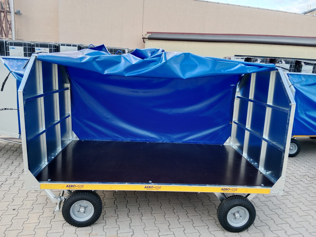 AERO-GSE BAGGAGE CART BC-ZW30-D2400 - Pajisje mbështetëse e avionit në tokë: foto 1 AERO-GSE BAGGAGE CART BC-ZW30-D2400 - Pajisje mbështetëse e avionit në tokë: foto 1