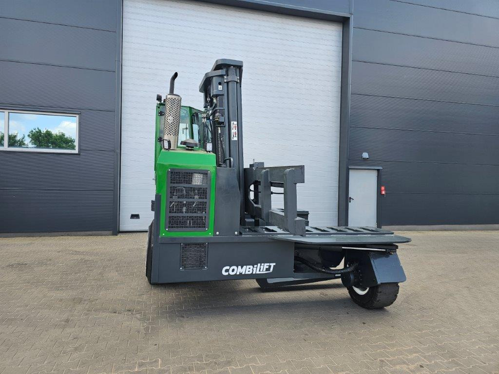 Combilift C14000H - Pirun ritërheqës me 4 rrugë: foto 5 Combilift C14000H - Pirun ritërheqës me 4 rrugë: foto 5