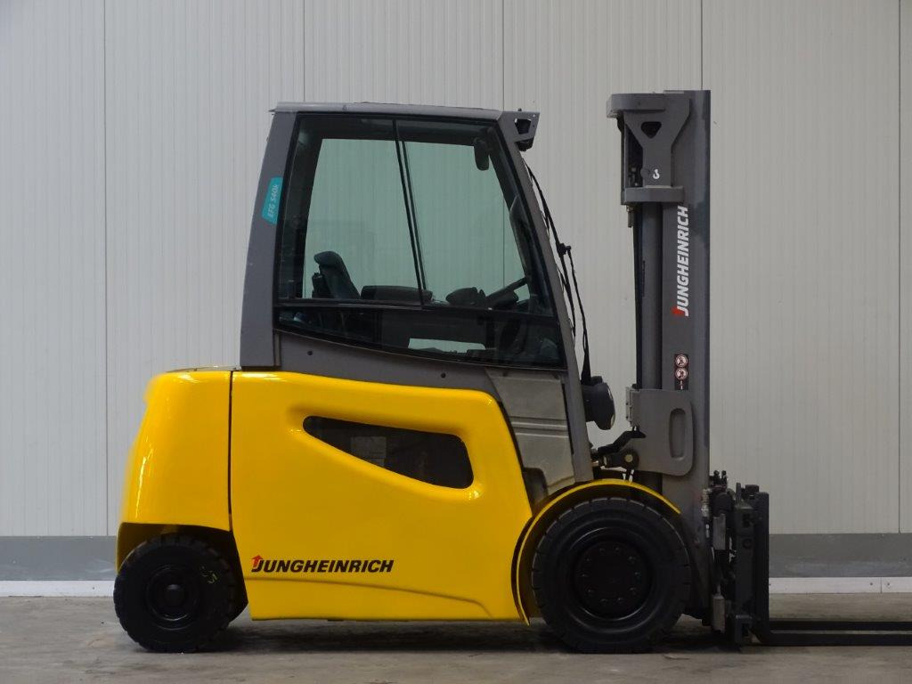 Jungheinrich EFG540k - TRIPLEX - Pirun elektrik: foto 4 Jungheinrich EFG540k - TRIPLEX - Pirun elektrik: foto 4