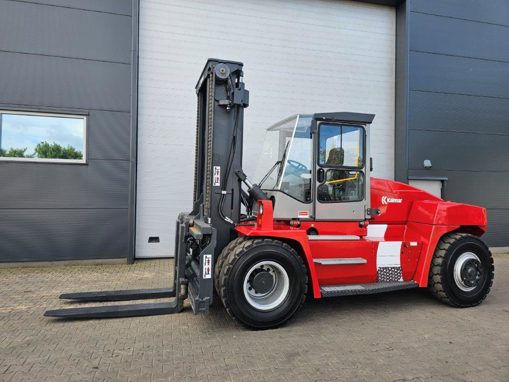 Kalmar DCE100-12 - Pirun më naftë: foto 1 Kalmar DCE100-12 - Pirun më naftë: foto 1