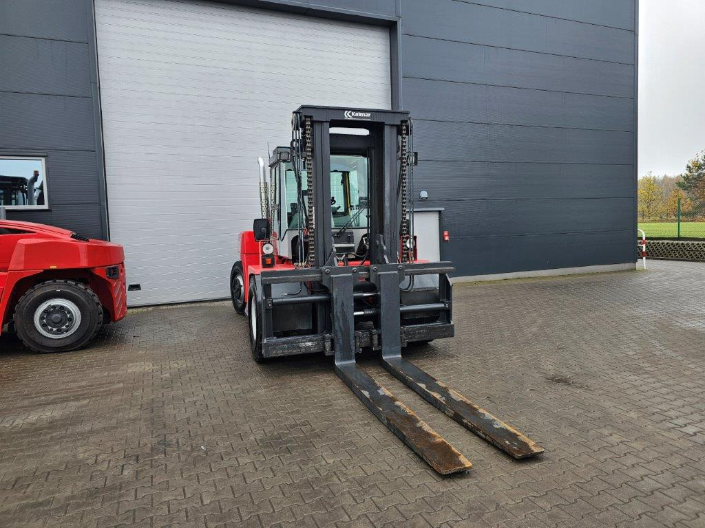 Kalmar DCE150-12 - Pirun më naftë: foto 4 Kalmar DCE150-12 - Pirun më naftë: foto 4