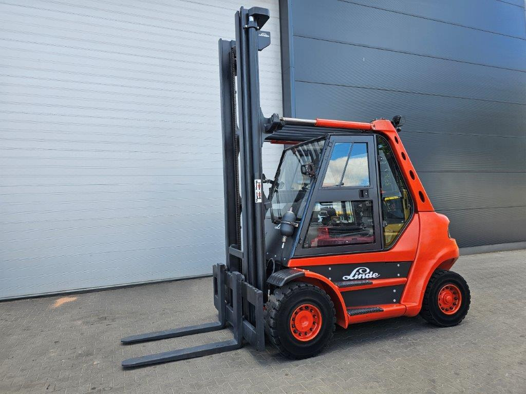Linde H60D-03 - Pirun më naftë: foto 1 Linde H60D-03 - Pirun më naftë: foto 1