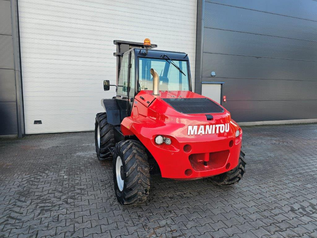 Manitou M50-4D - TRIPLEX- 4x4 - Ngarkues me pirun për terren të ashpër: foto 5 Manitou M50-4D - TRIPLEX- 4x4 - Ngarkues me pirun për terren të ashpër: foto 5