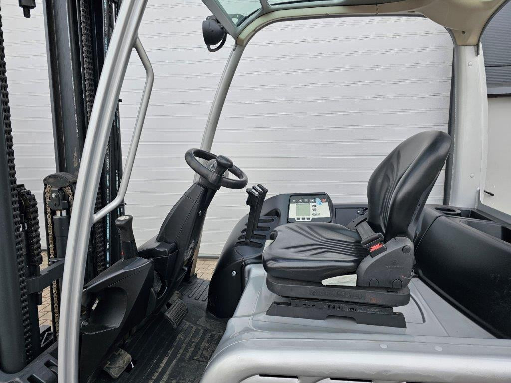 Still RX60-50 - TRIPLEX - Pirun elektrik: foto 4 Still RX60-50 - TRIPLEX - Pirun elektrik: foto 4