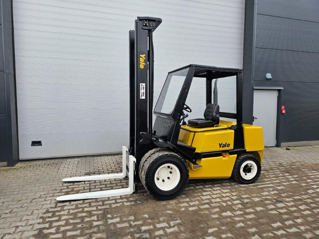 Yale GDP40LF - Pirun më naftë: foto 1 Yale GDP40LF - Pirun më naftë: foto 1