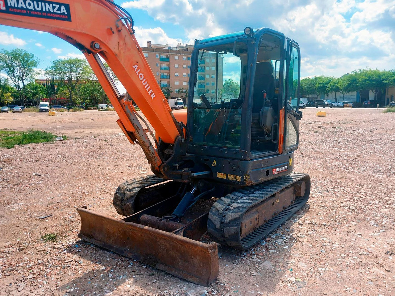 DOOSAN DX62R-3 - Miniekskavator: foto 1 DOOSAN DX62R-3 - Miniekskavator: foto 1