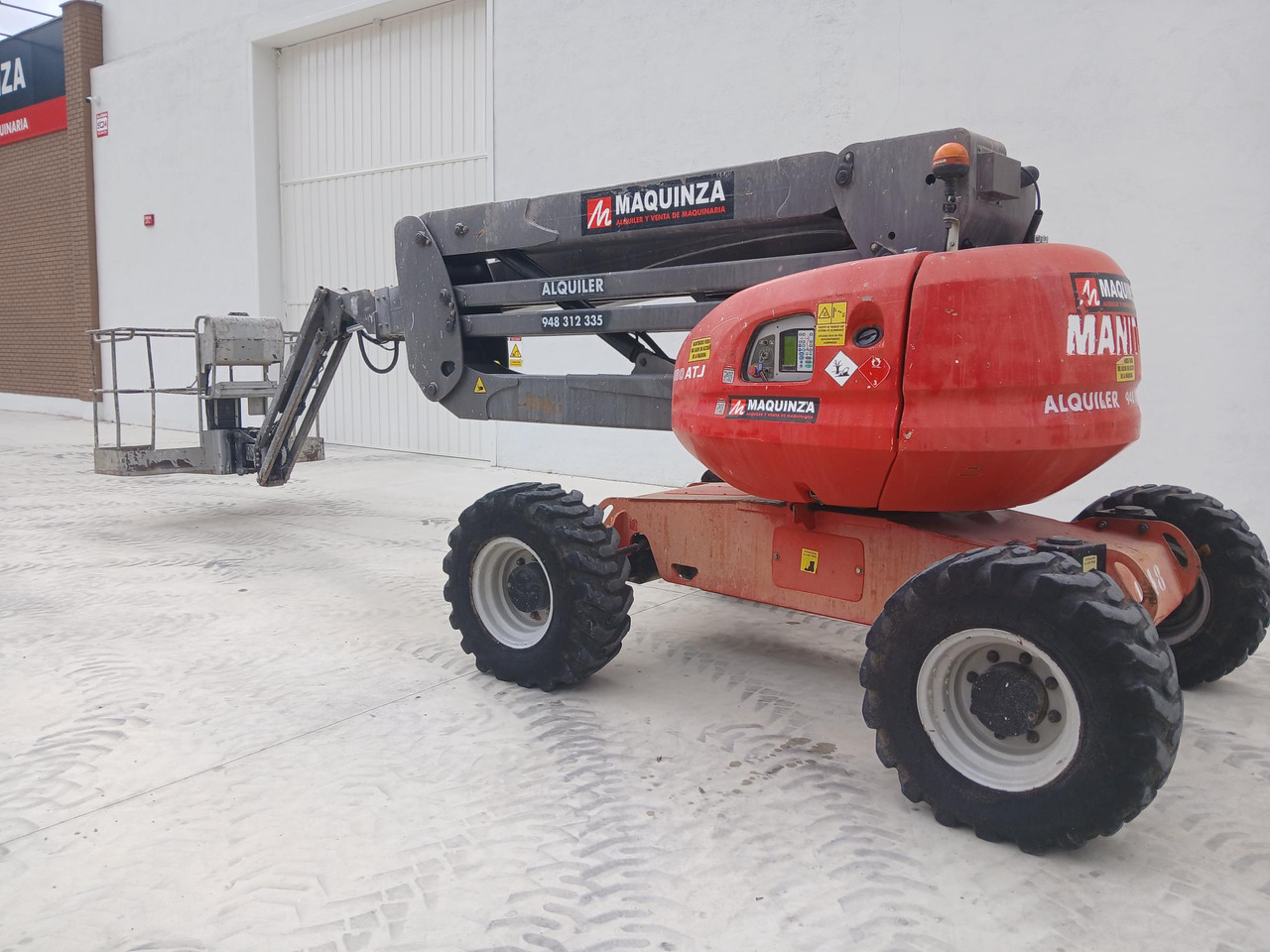 MANITOU 180ATJ - Krah me çernjerë: foto 2 MANITOU 180ATJ - Krah me çernjerë: foto 2