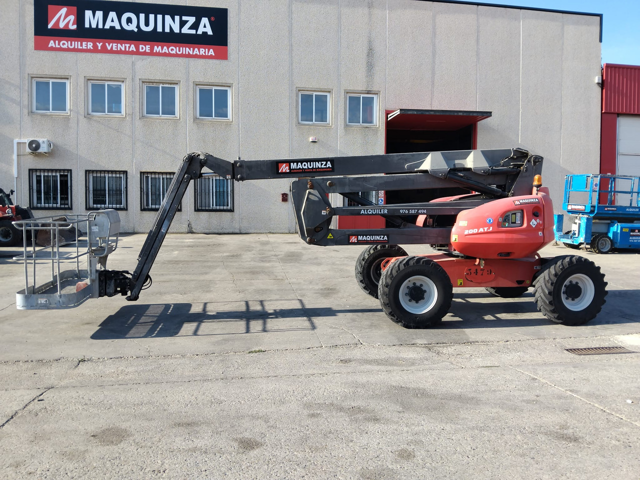 MANITOU 200ATJ - Krah me çernjerë: foto 1 MANITOU 200ATJ - Krah me çernjerë: foto 1