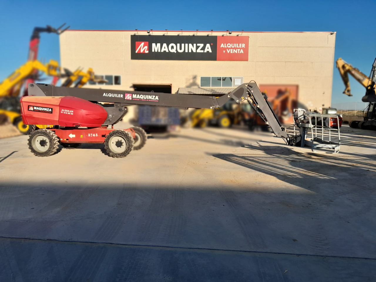 MANITOU 280TJ - Krah me çernjerë: foto 1 MANITOU 280TJ - Krah me çernjerë: foto 1