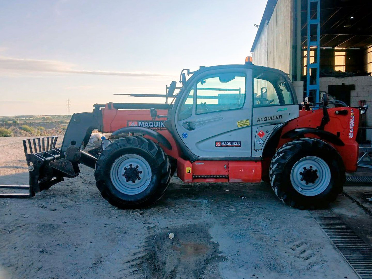 MANITOU MT1335 EASY - Ekskavator teleskopik: foto 1 MANITOU MT1335 EASY - Ekskavator teleskopik: foto 1