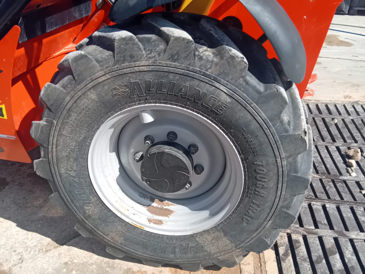 Ekskavator teleskopik MANITOU MT733 EASY 75D: foto 19 Ekskavator teleskopik MANITOU MT733 EASY 75D: foto 19