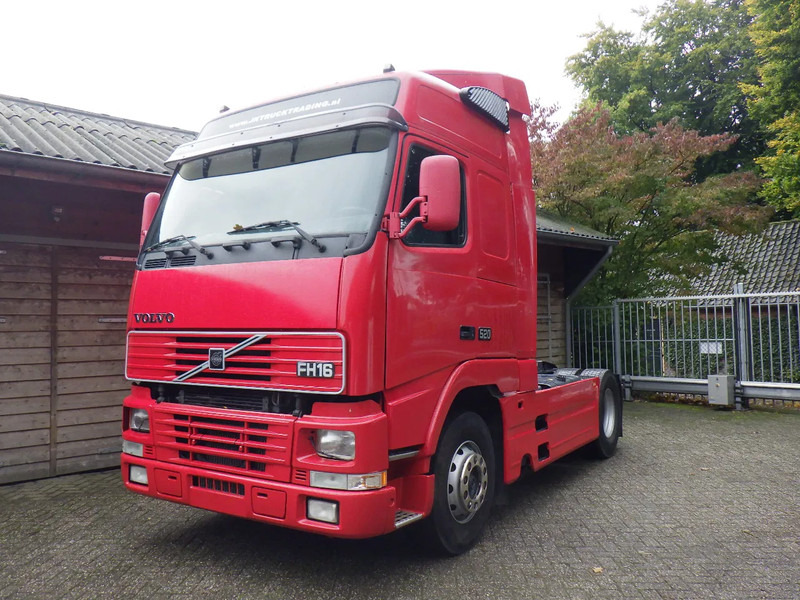 Volvo FH 16.520 Handgeschakeld / Manual - Gjysmë-kamion: foto 1 Volvo FH 16.520 Handgeschakeld / Manual - Gjysmë-kamion: foto 1