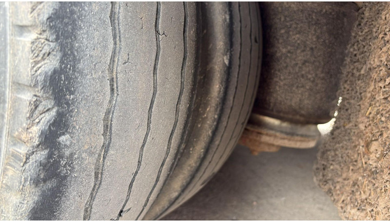 Gjysmë rimorkio me plan ngarkimi të ulët Broshuis broshuis (GOOD TIRES / 39 TONS / BELGIAN TRAILER): foto 10