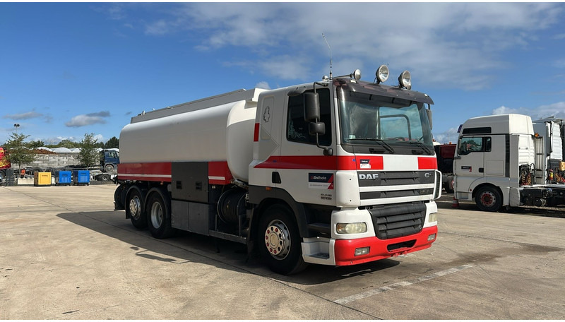 DAF CF 85.430 (20270 LITERS / EURO 3 / TOP CONDITION !!! / PARFAIT ETAT / 6X2 / BOITE MANUELLE) - Autobot: foto 3 DAF CF 85.430 (20270 LITERS / EURO 3 / TOP CONDITION !!! / PARFAIT ETAT / 6X2 / BOITE MANUELLE) - Autobot: foto 3