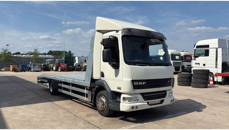 DAF LF 45.210 (EURO 5 / HOLLAND TRUCK / NEW CONSTRUCTION / EURO 5 / PERFECT CONDITION) - Autotransportues: foto 3 DAF LF 45.210 (EURO 5 / HOLLAND TRUCK / NEW CONSTRUCTION / EURO 5 / PERFECT CONDITION) - Autotransportues: foto 3