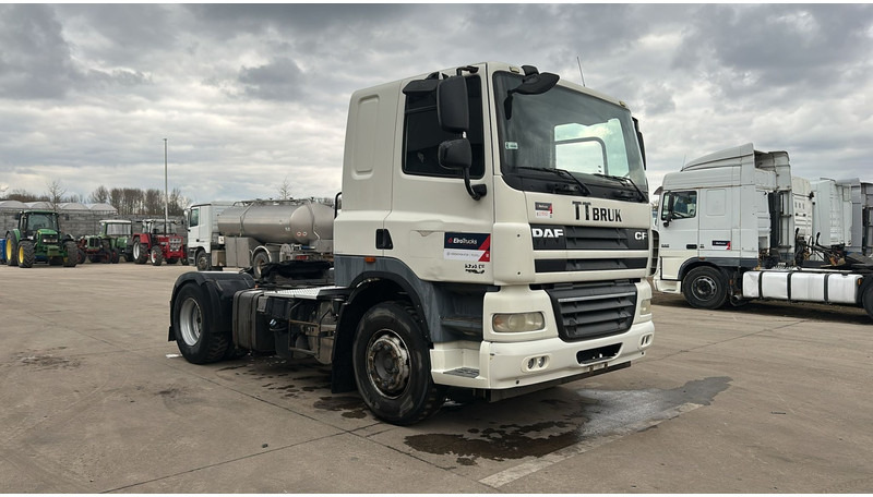 DAF 85 CF 410 (EURO 5 / LOW CABIN / VERY GOOD CONDITION / TRES PROPRE) - Gjysmë-kamion: foto 3 DAF 85 CF 410 (EURO 5 / LOW CABIN / VERY GOOD CONDITION / TRES PROPRE) - Gjysmë-kamion: foto 3