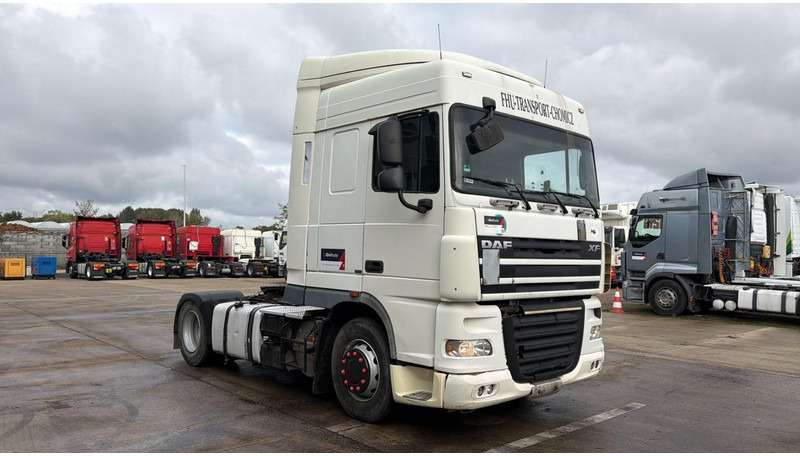 DAF XF 105.410 (BOITE MANUELLE / MANUAL GEARBOX) - Gjysmë-kamion: foto 2 DAF XF 105.410 (BOITE MANUELLE / MANUAL GEARBOX) - Gjysmë-kamion: foto 2