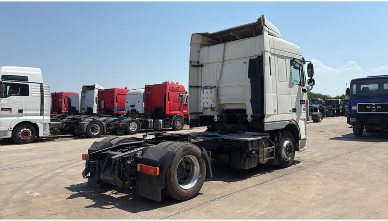 DAF XF 105.460 (GOOD CONDITION / AIRCO / AC / BONNE ETAT) - Gjysmë-kamion: foto 5 DAF XF 105.460 (GOOD CONDITION / AIRCO / AC / BONNE ETAT) - Gjysmë-kamion: foto 5