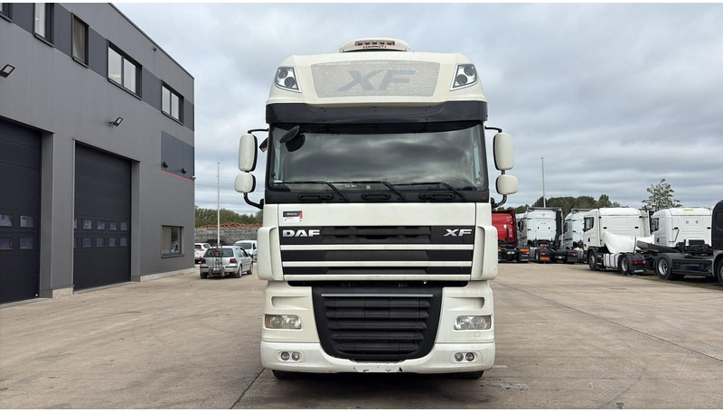 DAF XF 105.460 (GOOD CONDITION / AIRCO / BONNE ETAT) - Gjysmë-kamion: foto 2 DAF XF 105.460 (GOOD CONDITION / AIRCO / BONNE ETAT) - Gjysmë-kamion: foto 2