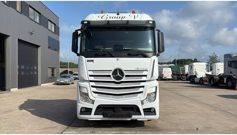 Mercedes-Benz Actros 1945 (2 TANK / STANDARD / FRONT STEEL / LUXEMBURG REGISTRATION / GOOD CONDITION) - Gjysmë-kamion: foto 5 Mercedes-Benz Actros 1945 (2 TANK / STANDARD / FRONT STEEL / LUXEMBURG REGISTRATION / GOOD CONDITION) - Gjysmë-kamion: foto 5