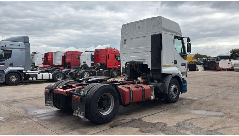 Renault Premium 400 (POMPE MANUELLE / MANUAL PUMP / GRAND PONT / BIG AXLE) - Gjysmë-kamion: foto 4 Renault Premium 400 (POMPE MANUELLE / MANUAL PUMP / GRAND PONT / BIG AXLE) - Gjysmë-kamion: foto 4