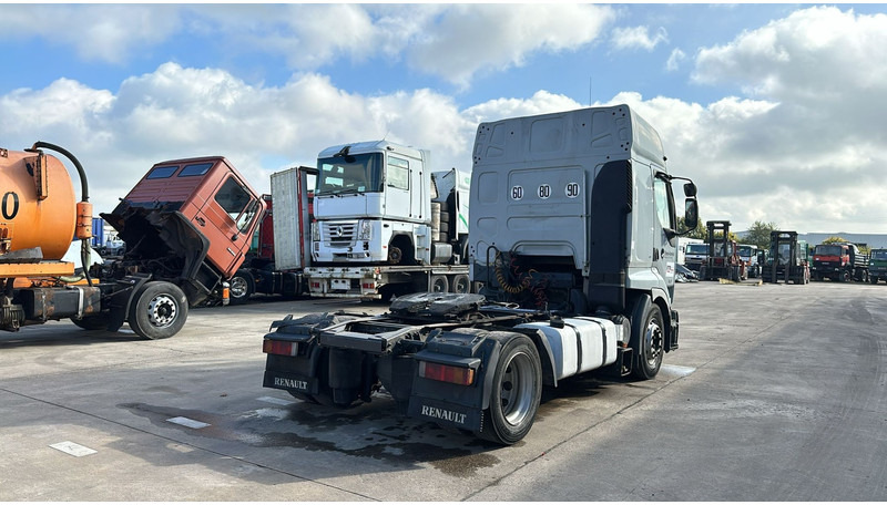 Renault Premium 420 (MANUAL GEARBOX / BOITE MANUELLE) - Gjysmë-kamion: foto 5 Renault Premium 420 (MANUAL GEARBOX / BOITE MANUELLE) - Gjysmë-kamion: foto 5