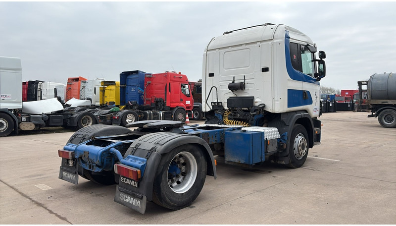 Scania 124 - 400 (BOITE MANUELLE / MANUAL GEARBOX) - Gjysmë-kamion: foto 4 Scania 124 - 400 (BOITE MANUELLE / MANUAL GEARBOX) - Gjysmë-kamion: foto 4